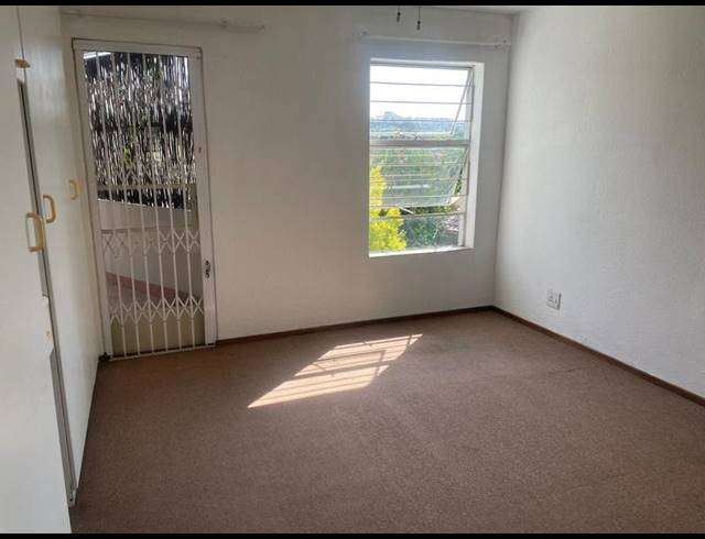3 BEDROOM TOWNHOUSE FOR SALE IN MARAIS STEYN PARK
